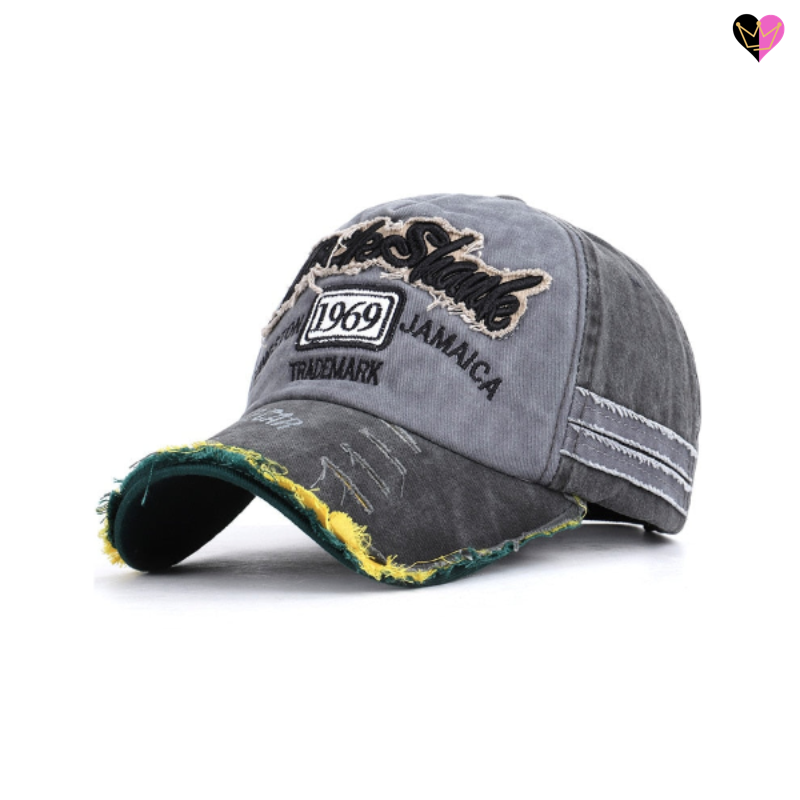 Gorra de béisbol unisex lavada | Tiburón de roca 1969