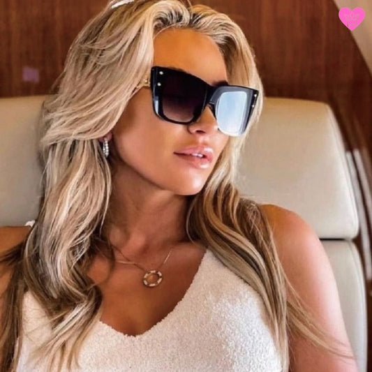 Lunettes de soleil femme grâce féline avec monture et optiques solaires oeil de chat anti-UV