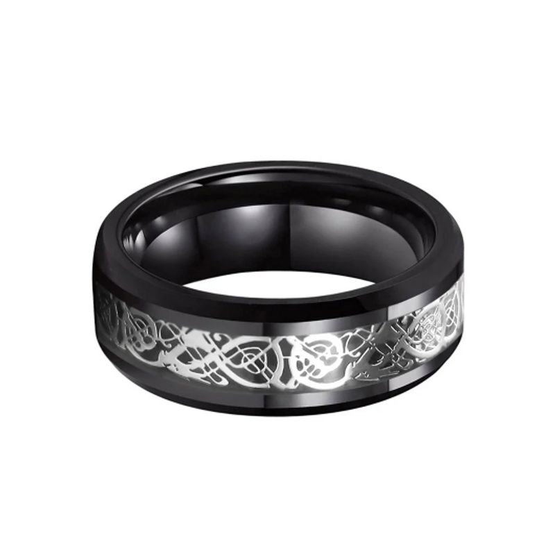 Bague Dragon Celte avec fibre de carbone et acier inoxydable pour homme – coloris noir et argent.