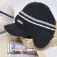 Bonnet à visière cache-oreilles Oslo en laine acrylique - logo Sample posture - coloris noir
