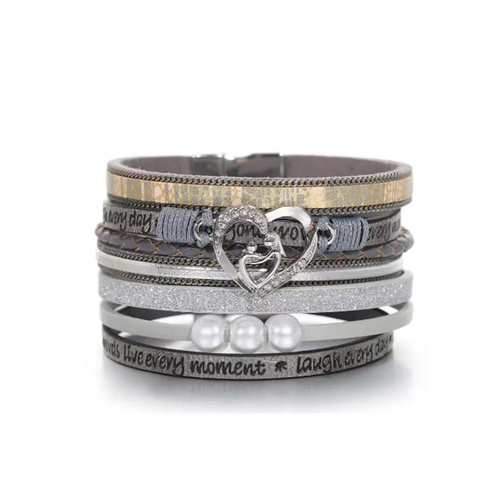 Bracelet cœur mère et enfant multi-rangs gris, cuir microfibre végan, strass cristal blanc et fermoir magnétique argenté.