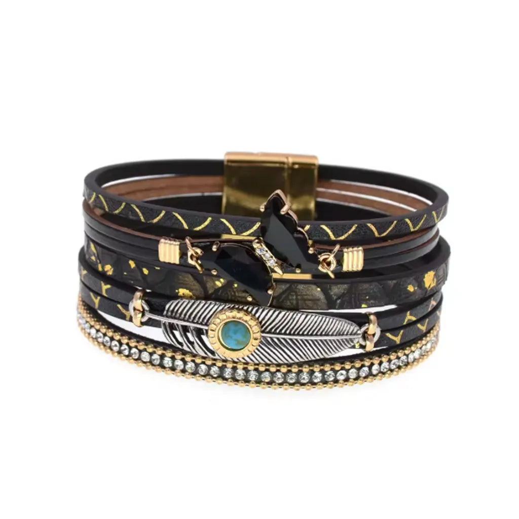 Bracelet noir multi-rangs en cuir microfibre, papillon en cristal lumineux.