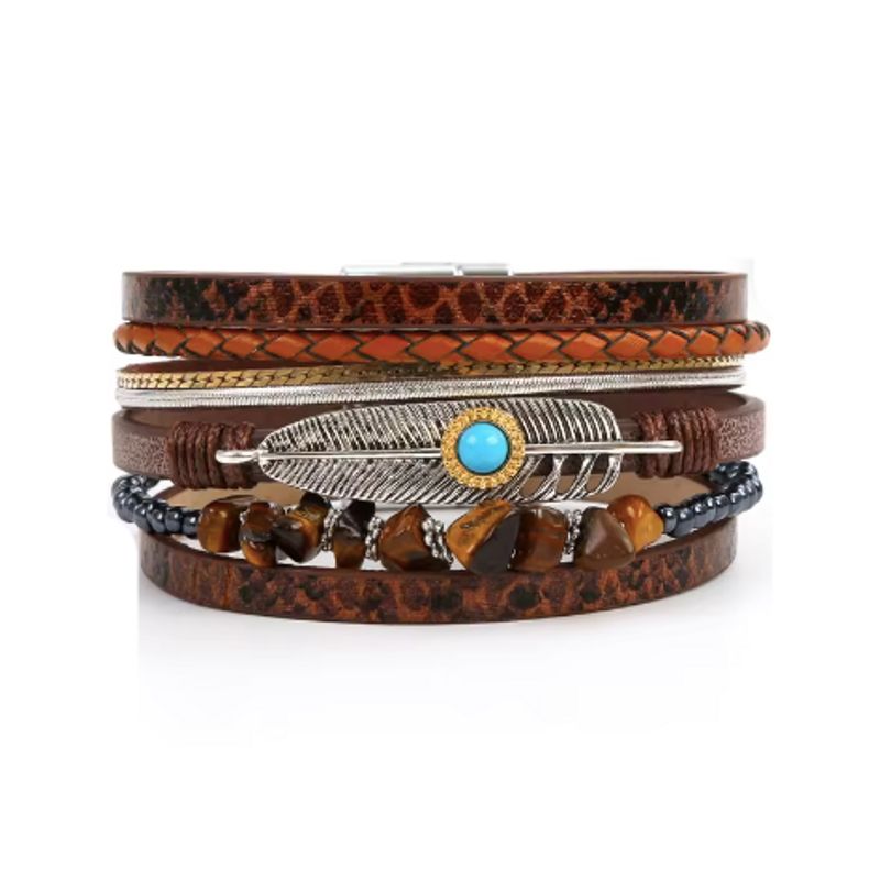 Bracelet plume de Quetzal, wrap bohème pour femme avec perles en pierre, multilanière en cuir PU au motif peau de serpent – coloris marron.