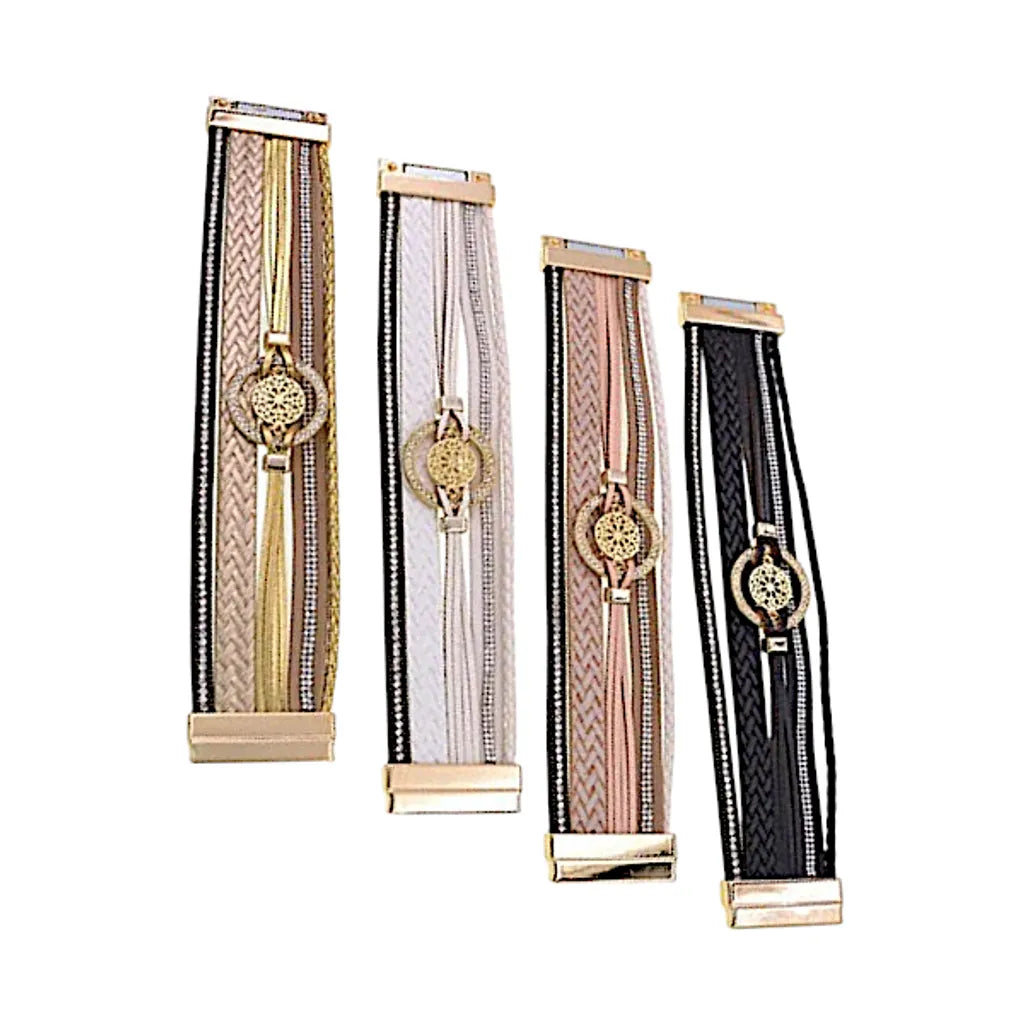 Collection de bracelets Rosace Gothique multi-rangs cuir microfibre, coloris doré, argenté, beige et noir, breloques rosace dorées et strass.