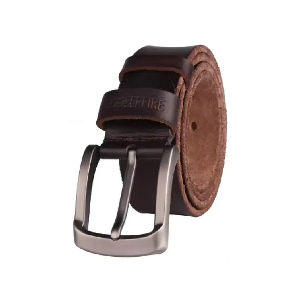 Ceinture pour homme en cuir de vache pleine fleur avec boucle ardillon en métal argenté – coloris marron.