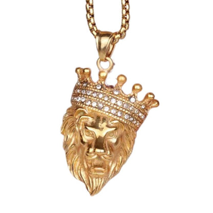 Collier couronne avec chaine et pendentif roi lion en acier inoxydable pavé de zircone blanc - coloris or
