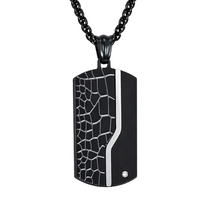 Collier pendentif à plaque rectangulaire aux largeurs arrondies en acier inoxydable - zircone blanc sur le côté inférieur droit - coloris noir .
