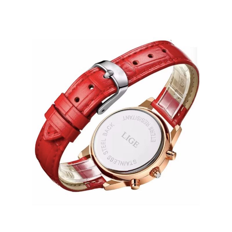Vue du verso d'un montre pour femme, la LIGE Diana Cristal rouge, boitier de couleur or en acier inoxydable. Bracelet en cuir rouge avec boucle ardillon