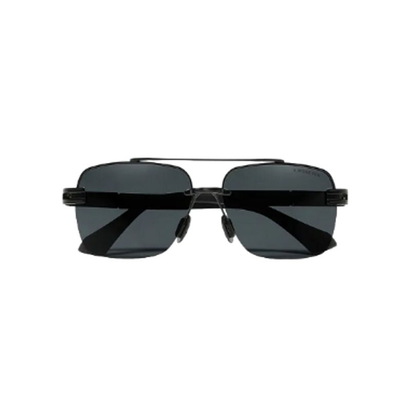 Vu de face d'une paire de lunettes de soleil pliées à demi-monture carrées en métal pour homme - logo laser sur verre kingseven - coloris des verres gris