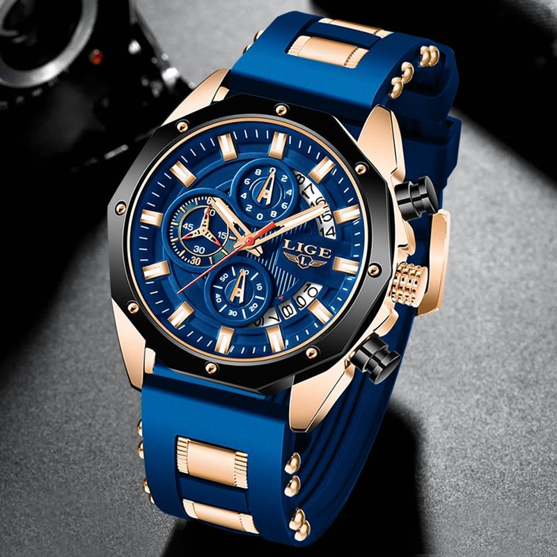 Montre chronographe pour homme avec grand cadran bleu, sa lunette décagone est ses poussoirs sont noir, son boitier, ses aiguilles, sa couronne et sa boucle ardillon sont de couleur or, son bracelet souple en silicone est bleu - Lige OceanMaster