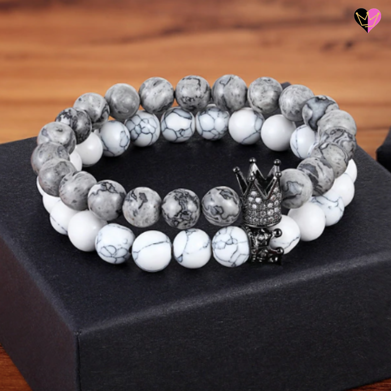Bracelets unisexe perles pierres howlite blanche et grise avec couronnes pavées de zircon