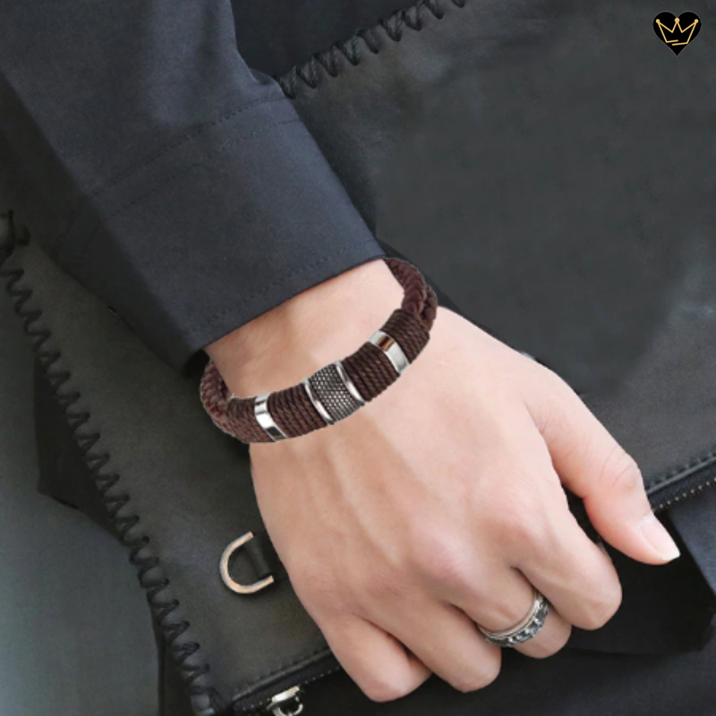 Bracelet avec charms relief à point en titane pour homme - cuir véritable marron