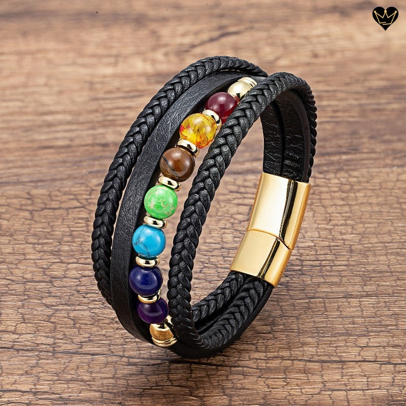 Bracelet en cuir noir aux sept perles de couleur chakras en pierres naturelles - fermoir magnétique en acier inoxydable - coloris or